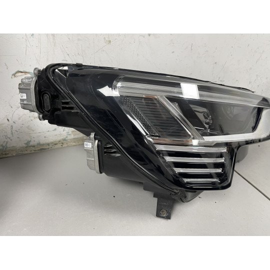 Передняя правая фара AUDI E-Tron 4KE941782A 4KE941040A 2019-