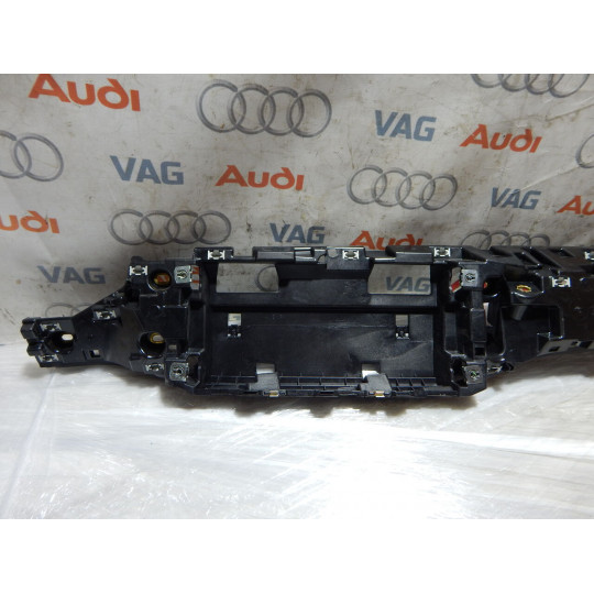 Накладка панели приборов AUDI A6 4K1857736 2019-2021