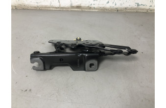 Петля капота права BMW X3 G01 41617475792 2017-