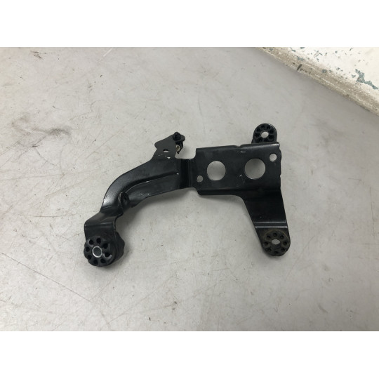 Кронштейн блока DSC BMW X3 G01 34506871296 2017-