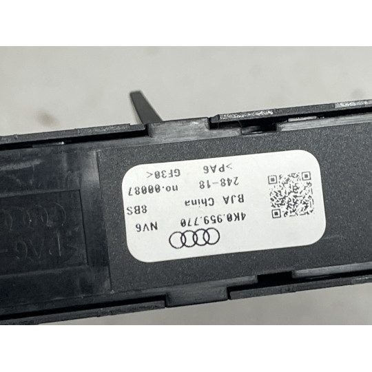 Перемикач пам'яті сидіння AUDI E-Tron 4K0959770 2019-