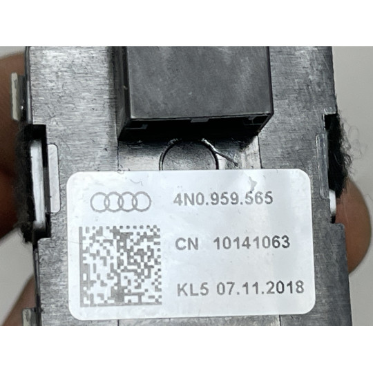 Блок управления зеркалами AUDI E-Tron 4N0959565 2019-