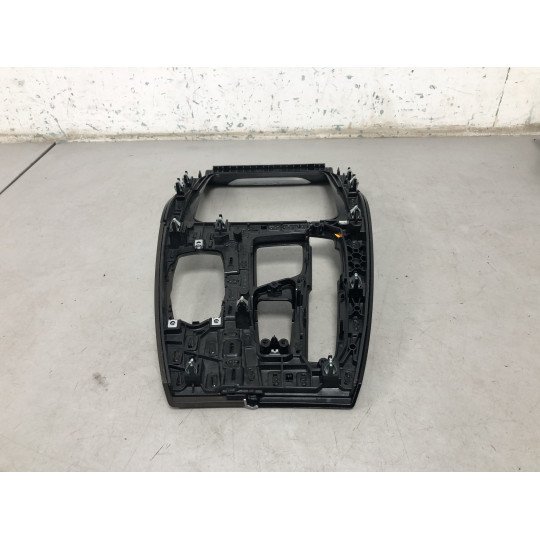 Декоративна накладка на центральну консоль BMW X3 G01 51166822047 2017-