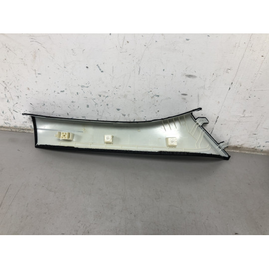 Отделка салона слева BMW X3 G01 51438072811 2017-