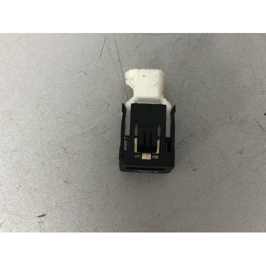 USB гнездо BMW X3 G01 84109229294 2017-