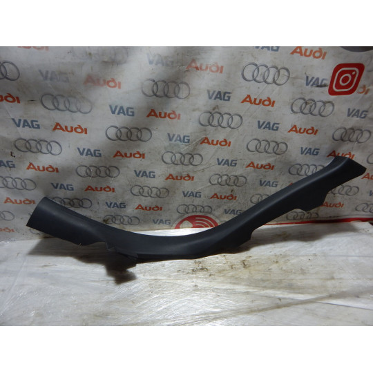 Накладка на поріг права AUDI A5 8T8867768 2008-2016