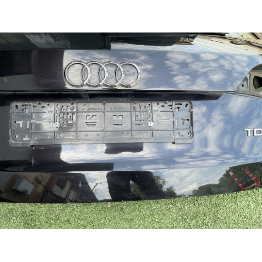 Кришка багажника AUDI Q5 8R0827023C 2008-2016