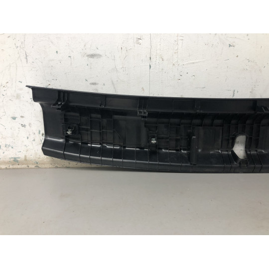 Накладка багажника BMW iX1 U11 51479461985 2022-