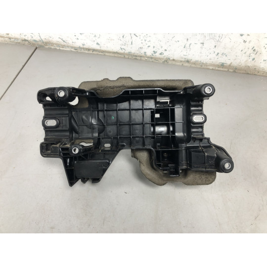 Кронштейн додаткової помпи BMW iX1 U11 11518490369 2022-