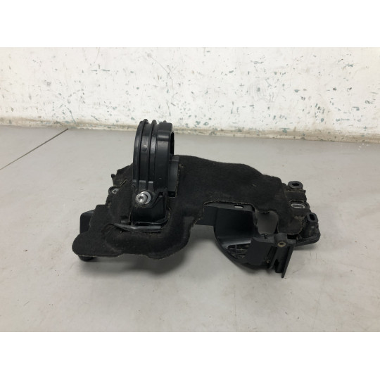 Кронштейн додаткової помпи BMW iX1 U11 11518490369 2022-