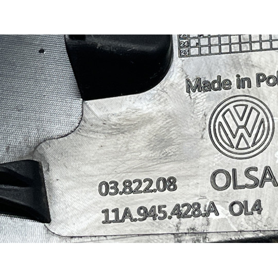 Накладка заднього ліхтаря права Volkswagen ID.4 11A945428A 2023-