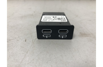 Двойное USB гнездо BMW iX1 U11 84105A84181 2022-