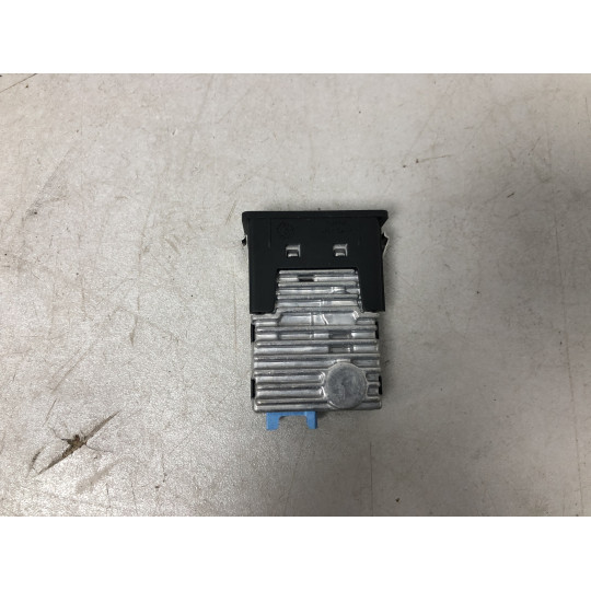 Двойное USB гнездо BMW iX1 U11 84105A84181 2022-