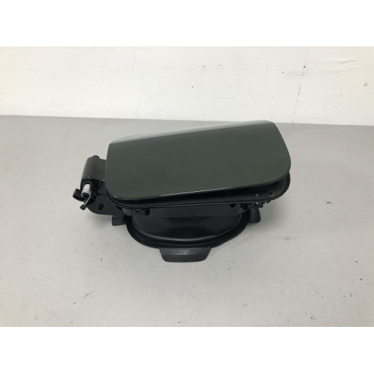 Люк зарядки BMW i4 G26 SANREMO GREEN METALLIC (C4E) 41007478450 2021-