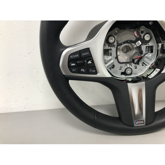 Кермо M (дефекти) BMW i4 G26 32308746675 2021-