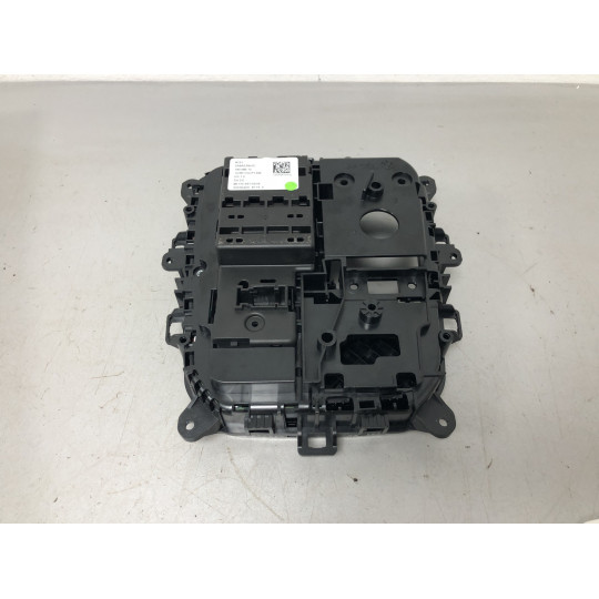 Центр управления в центральной консоли BMW i4 G26 61315A6AEA6 2021-