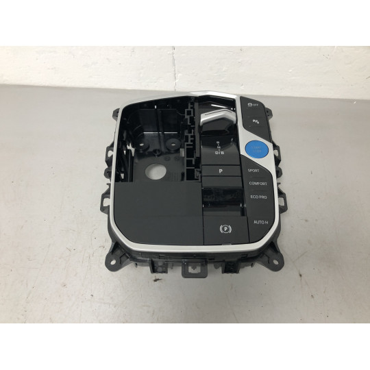 Центр управления в центральной консоли BMW i4 G26 61315A6AEA6 2021-