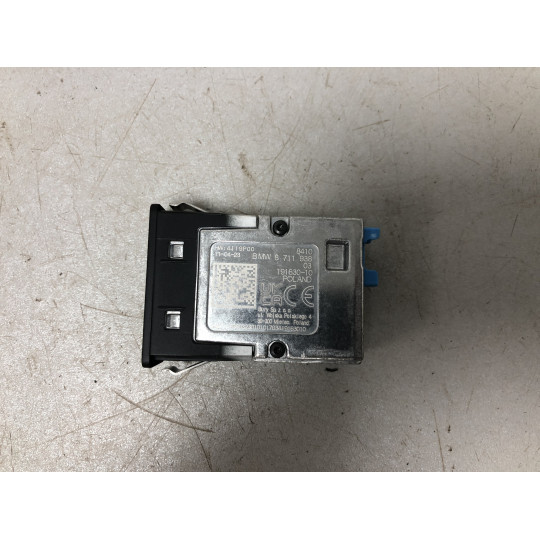 Двойное USB гнездо BMW i4 G26 84108711938 2021-