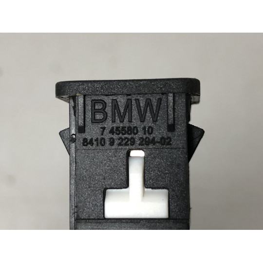 USB гнездо BMW i4 G26 84109229294 2021-