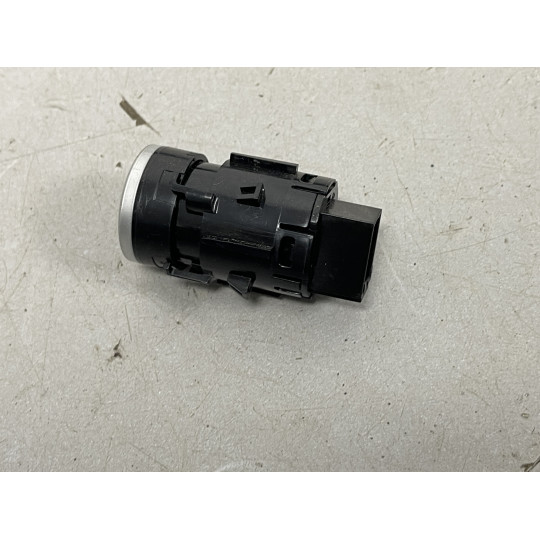 Кнопка START-STOP AUDI Q3 83A905217 2019-