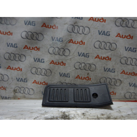 Накладка салона AUDI A6 4K1864777B 2018-2021