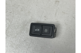 Кнопка кришки багажника AUDI Q3 4G0959831D 2019-