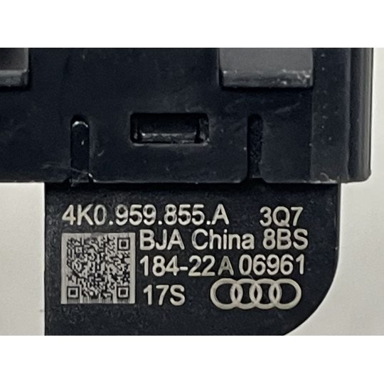 Кнопка стеклоподъемника AUDI E-Tron 4K0959855A 2019-