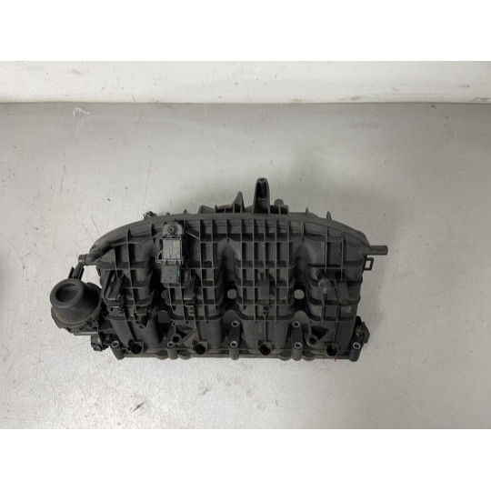 Впускной коллектор 2.0 TFSI AUDI A4 06L133201FR 2016-2022