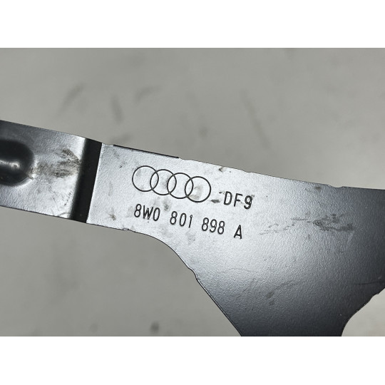 Крепление абсорбера багажного отделения AUDI A4 8W0801898A 2016-2022