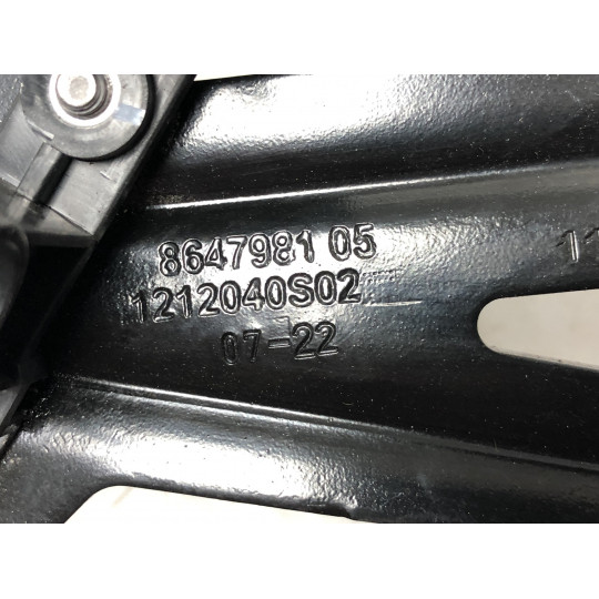 Опора впускного колектора BMW X5 G05 11618647981 2018-