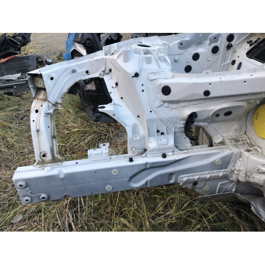 Передняя правая четверть BMW X3 G01 ALPINWEISS 3 (300) 41007481004 2017-