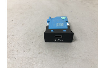 Гніздо USB BMW 3 G20 84108711939 2019-