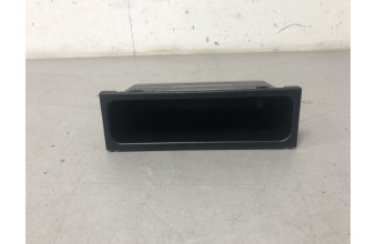 Речове відділення передньої панелі Mercedes eSprinter Panel Van W910 A9106892200 2020-