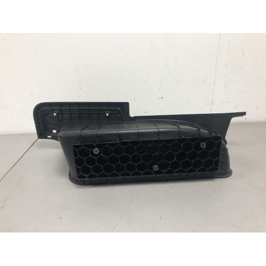 Накладка порогу права Mercedes eSprinter Panel Van W910 A9106860200 2020-