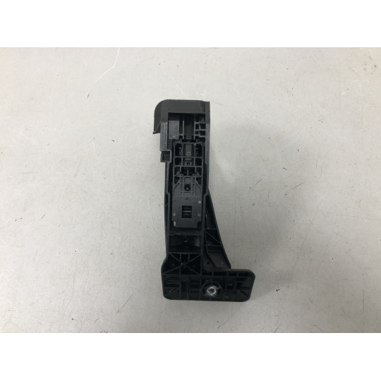 Педаль газа BMW i4 G26 35406889821 2021-