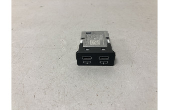 Гніздо USB подвійне BMW i4 G26 84105A84160 2021-