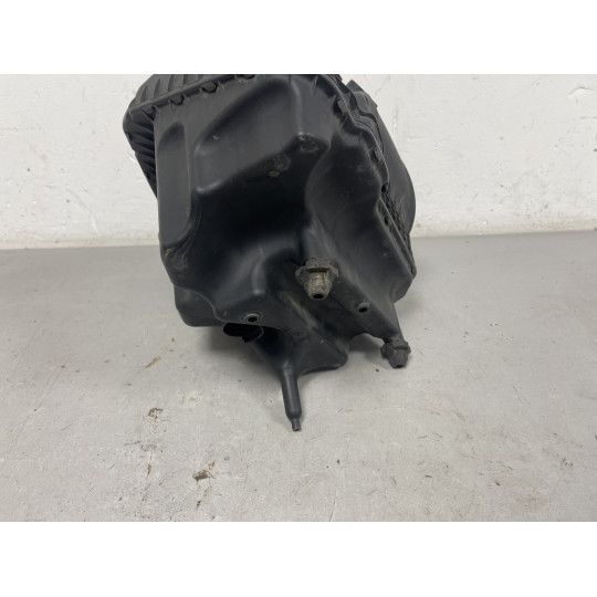 Корпус воздушного фильтра AUDI A7 4G0133838AC 2010-1018