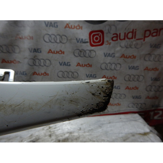 Передня накладка бампера AUDI Q7 4M0807061G 2016-2021