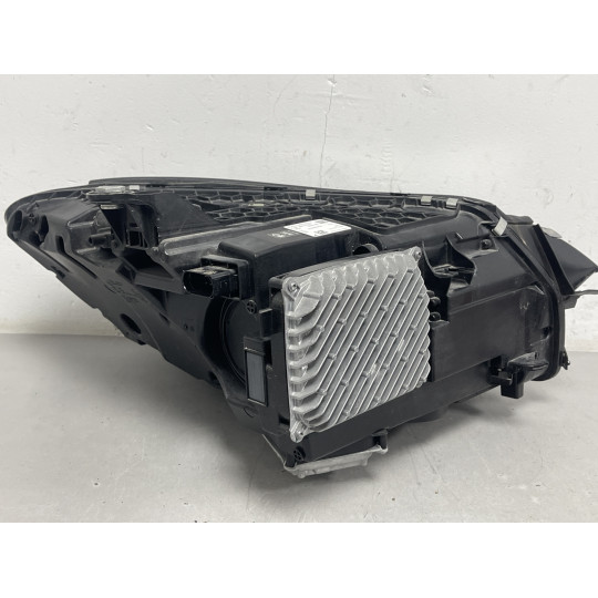 Передняя левая фара Mercedes EQS 580 A2979062303 A2979068502 2021-