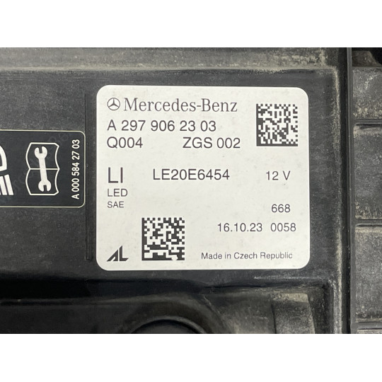 Передняя левая фара Mercedes EQS 580 A2979062303 A2979068502 2021-