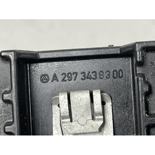 Передній тримач акумулятора Mercedes EQS 580 A2973439300 2021-