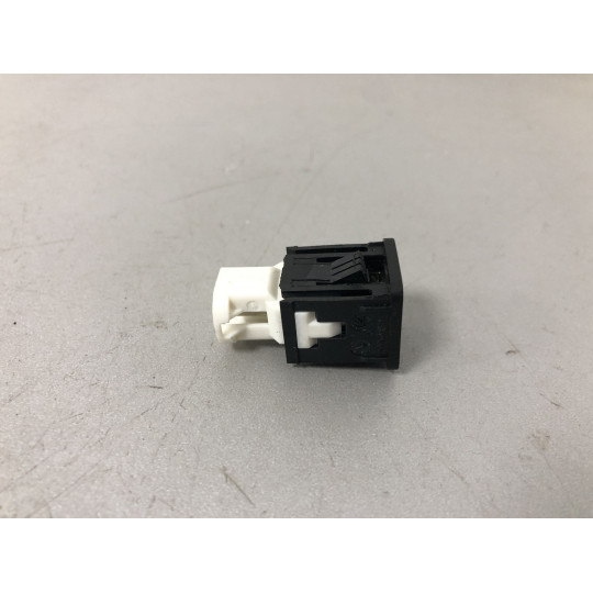 USB гнездо BMW iX3 G08 84109229294 2020-