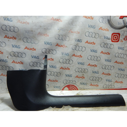 Отделка стойки справа AUDI A6 4K1867272 2016-2021