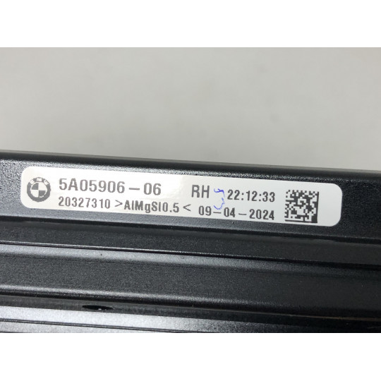 Молдинг дверей задній правий BMW i5 G60 51355A05906 2023-