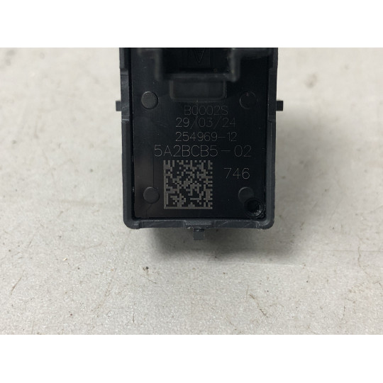 Кнопка склопідйомника BMW i5 G60 61315A2BCB5 2023-