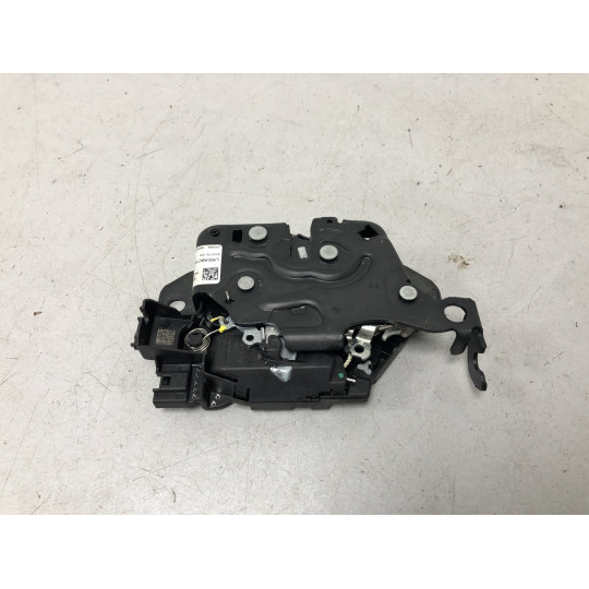 Замок крышки багажника BMW i5 G60 51245A9C0D1 2023-