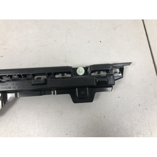 Кріплення порога праве BMW i5 G60 51775A1C2B8 2023-