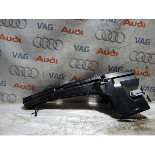 Повітряний дефлектор AUDI A4 8W1819726A 2016-2021