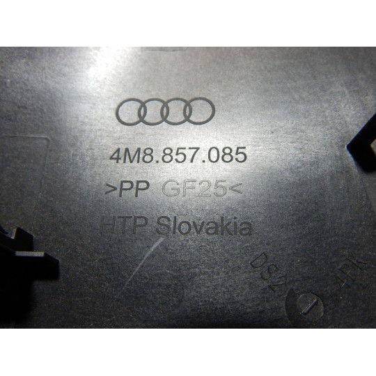 Накладка торпеды левая AUDI Q7 4M8857085 2016-2021