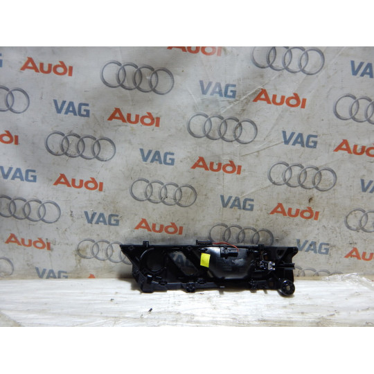 Внутренняя ручка дверей задняя левая AUDI A6 4K0839019A 2016-2021